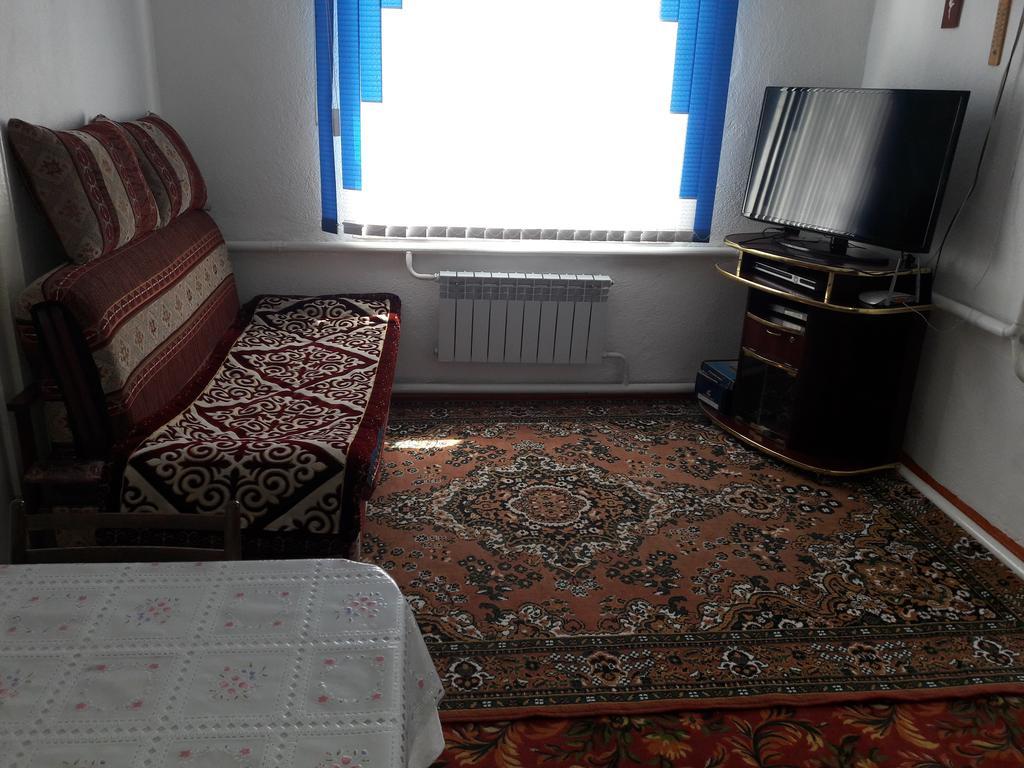 Guest House Baytur Kochkor Екстериор снимка